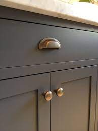 Pin By Woonmagazine Online On Accessories Hardware Fittings Kitchen Cabinet Hardware Kitchen Hardware Painting Kitchen Cabinets