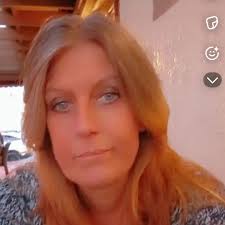 Has anyone personally rented through Evernest Rental company? I would love  to get some feedback. We found a rental we really liked here in Franklin. I  am starting to get a weird