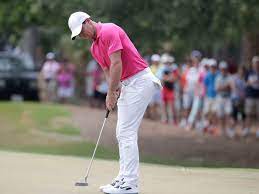 Rory mcilroy grip features a slightly strong left hand position, which promotes freedom of movement in the arms and shoulders as he sweeps the club to the top and down into the ball. Rory Mcilroy Changes Putting Grip With Us Open Approaching