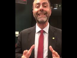 Reprodução/twittermarcelo freixo fica hospedado no copabacana palace e é criticado. Vereza Tambem Se Manifesta Indignado Sobre Proposta De Freixo De Descriminalizacao De Drogas Veja O Video