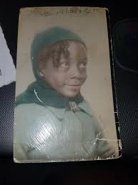 Old photos of great grandmother and family history?