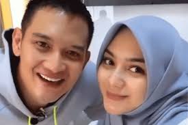 Diposting oleh citra kirana loverz di 02.54 1 komentar: Citra Kirana Hamil Anak Kedua Bikin Heboh Netizen Radarcirebon Com