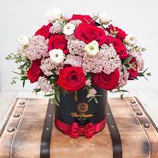 We at send flowers to italy offer you peace of mind since the order will be handled only by a professional local milan florist. Red Roses Box Local Florist Milan Same Day Flower Delivery
