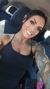 Lovely tattoos🌹🖤🌹, you look beautiful🙏🏼💯. Have a lovely day, Thanks  for sharing. Cute smile