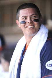 Manatees Score Three Late To Top Threshers 4-2