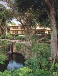 Born michael sylvester gardenzio stallone, july 6, 1946) is an american actor, director, producer, and screenwriter. Kimberly Auf Twitter A Tour Of Sylvester Stallone S House In Miami