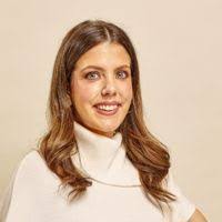 Molly Hines's Instagram, Twitter & Facebook