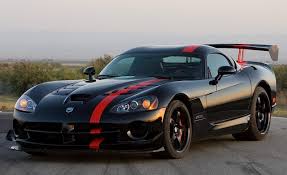 But if you think you can tame the beast, there are few cars out there that can provide. 2015 Dodge Viper Test Drive Review Cargurus