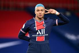 Relembre jogadores que se afastaram de seleções ou dos campos, mas depois voltaram atrás! Mbappe Vibra Com Benzema Na Selecao Francesa Ha Poucos Jogadores Melhores Do Que Ele No Mundo Esporte News Mundo