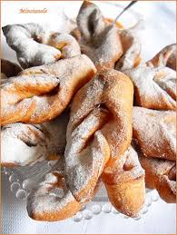 Ingrediente reteta gogosi din iaurt (minciunele): Pin On De Facut