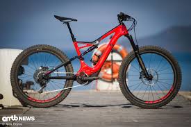 Chameleon Skin Rahmenschutz High Tech Hochwertige Nahezu Unsichtbare Selbstheilende Rahmenfolie Emtb News De Mountainbike Fahrrad Fahren Fahrrad
