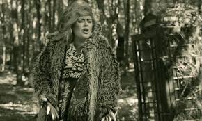 Ey dis song for adele helo,reminds me two differnt things at the same time, hptears of pain and tears of joy, when i was in hard times in 2015,when i was alone i was feeling a fool of ain in my heart when i was lost my mum no november 2015,and i was at kzn at harding and i was visit my frinds at jhb as sebokeng ,in when i was arive there i was meet my soalmate.her name is xolly ngqoboyi and. Adele S Hello Is The Second Fastest Video To Hit Over 100 Million Youtube Views Ever Anokhi Life
