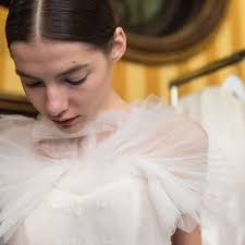 Maybe you would like to learn more about one of these? Fashion Report Zu Diesen Brautkleid Trends Sagen Wir Ja Bunte De