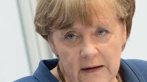 Straight": Angela Merkel als Lesbe: Magazin wirbt mit provokantem Clip