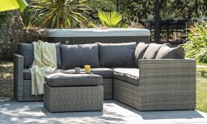 Groupon Goods Global Gmbh Salon De Jardin Bas Detente Maldives En Resine Tressee Grise Livraison Offer Table Jardin Plastique Salon De Jardin Table De Jardin