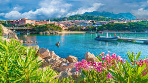 Costa smeralda is a very modern ship offering activities for passengers of every age. Costa Smeralda 5 Grunde Fur Einen Urlaub In Nordsardinien Christophorus Reisen