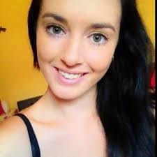 Danielle Peek's Instagram, Twitter & Facebook