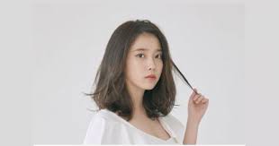 Tampil tampan dan stylish, lebih percaya diri di mana pun! 5 Potongan Rambut A La Perempuan Korea Popmama Com