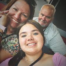 Reef or Royal: Which to Choose for Family Stay?