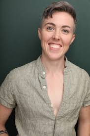 Eli Lynn's Instagram, Twitter & Facebook