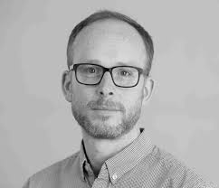 Psychological factors and future performance of football players: a  systematic review with meta-analysis