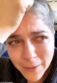 Paul giamatti, john goodman, selma blair vb. Selma Blair Tears Up After Filming A Video While Driving With Her Son Hot Lifestyle News