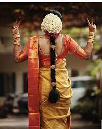 Simple Yet Nice One Indian Bride Hairstyle Indian Bridal Hairstyles South Indian Bride Hairstyle