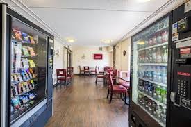 Other popular stores in woburn, ma. Red Roof Inn Plus Boston Woburn Burlington Boston 99 Room Prices Reviews Travelocity