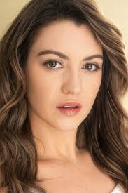 Dana Melton's Instagram, Twitter & Facebook