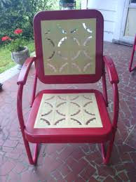 Old 1950 S Porch Set That Belonged To My Parents Redone In Original Colors Completed Both Chairs This Weeke Vintage Metal Glider Metal Chairs Porch Decorating