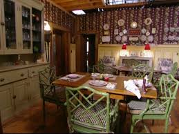 The dragonfly inn is an inn in stars hollow, owned and operated by lorelai gilmore and sookie st. Gilmore Girls Dragonfly Inn And Stars Hollow