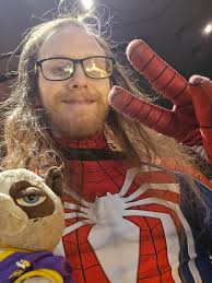 It's 6:00 PM what are you doing? I'm watching this. ￼