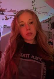 Paige Cunningham's Instagram, Twitter & Facebook