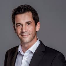 Dipl.-Ing. Robert Straßer