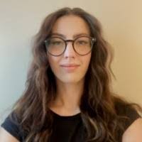 Selena Sanford's Instagram, Twitter & Facebook