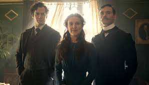 Она просит помощи у старших братьев, майкрофта и шерлока. Enola Holmes Teaser Trailer Sets Netflix Release Date For Millie Bobby Brown Movie Den Of Geek
