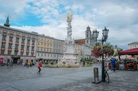 () linz, the capital of upper austria and the country's third largest city after vienna and graz, lies in this rich history is reflected by the plethora of art galleries in linz and countless cultural events held. City Break In Linz Perfect In Rain Or Shine Nina Travels