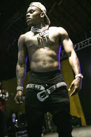 He has an estimated net worth of $5 million usd. Dababy Height Weight Shoe Size