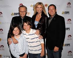A look at larry king's ups and downs over his 8 marriages — a complete relationship timeline. 18 Vpulz5kxw7m