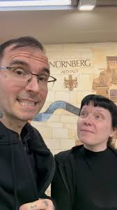 Bis gleich im Theater Itzehoe Itzehoe 😙 Bahnhof Itzehoe 🚂 NBE nordbahn  Eisenbahngesellschaft Deutsche Bahn Personenverkehr Deutsche Bahn Konzern