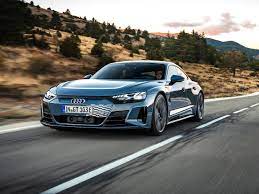 Information on fuel/electricity consumption and co2 emissions in ranges depending on the equipment and accessories of the car. Audi Rs E Tron Gt Testfahrt Batterie Reichweite Adac