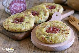 Maybe you would like to learn more about one of these? Medaglioni Di Patate Saporiti Ricetta Sfiziosa Zenzero E Limone