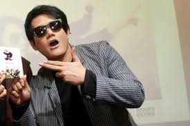 Maybe you would like to learn more about one of these? Di Rumah Anton J Rocks Polisi Sita Satu Paket Ganja