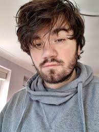 Lange Haare oder kurz? Bart oder kein Bart? Jeglicher Rat und/oder  Vorschläge sind willkommen! : r/malegrooming