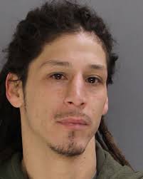 🚨𝐁𝐔𝐑𝐆𝐋𝐀𝐑𝐘 𝐈𝐍𝐕𝐄𝐒𝐓𝐈𝐆𝐀𝐓𝐈𝐎𝐍/𝐖𝐀𝐍𝐓𝐄𝐃 𝐏𝐄𝐑𝐒𝐎𝐍🚨  On March 11th, 2025, at 1:41PM, The Altoona Police Department received a  report of a burglary/theft at The Altoona Laundromat, located at 507 E 25th  Avenue, that had occurred