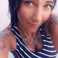 Shannon Eckenrode's Instagram, Twitter & Facebook