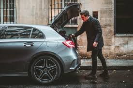 Virtuo Tom Kahler Photo Uk Outdoor Automotive Photographergraphy Portfolio In 2020 Photo Automotive Land Rover