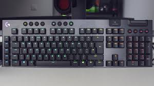 • to record a macro: Logitech G915 Lightspeed Wireless Gaming Keyboard Review As Good To Look At As It Is To Game On Pcgamesn
