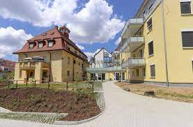 Ein freundliches zuhause haben, in familiärer atmosphäre leben, betreut und respektiert werden, sich verstanden und geborgen fühlen. Ditzinger Altenheim Im Wandel In Der Villa Wurde Das Pflegeheim Gross Strohgau Extra Stuttgarter Zeitung