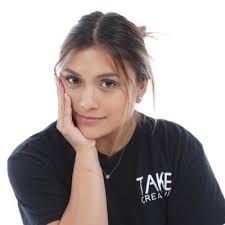 Anna Rush 🦋 (@Annarush18)